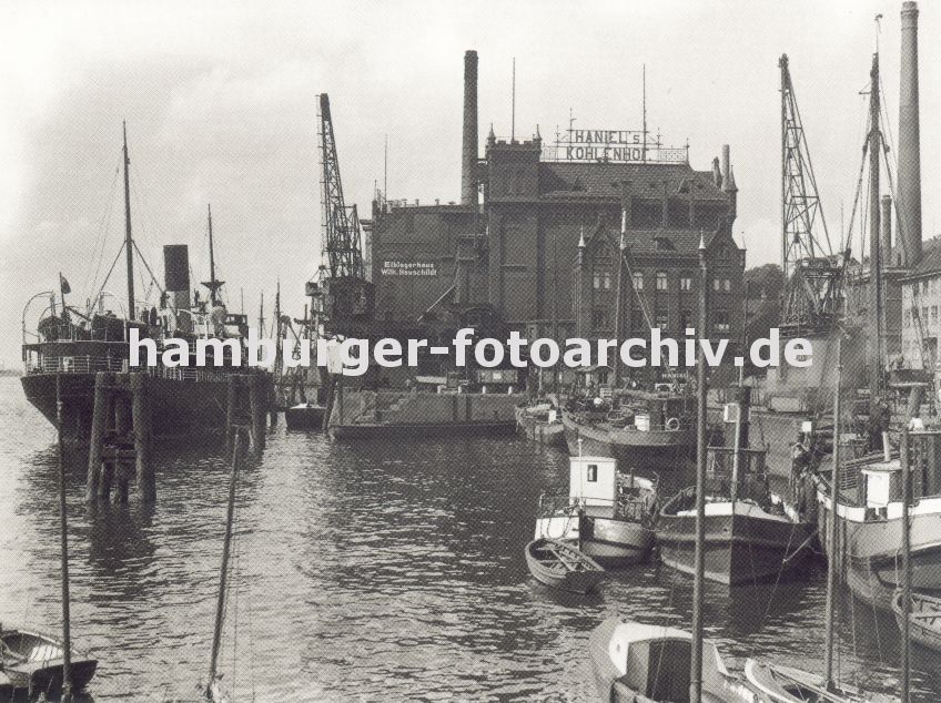 430_0954046 Altes Bild vom Hafen Altona - Haniels Kohlenhof. | Grosse Elbstrasse - Bilder vom Altonaer Hafenrand.